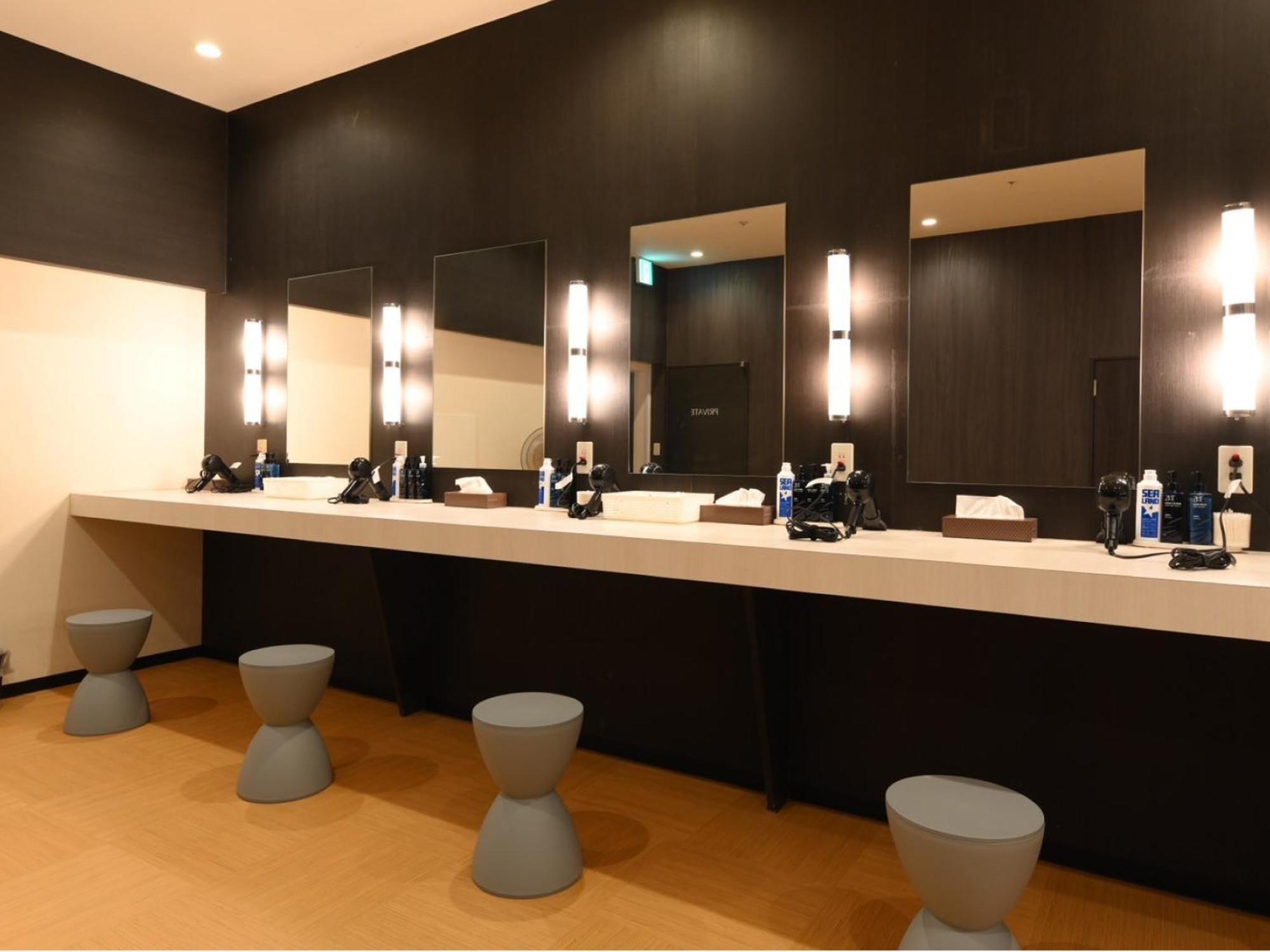 The Centurion Sauna Rest & Stay Sapporo Male Only Екстериор снимка
